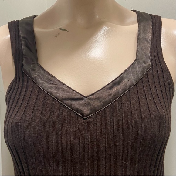 Brown Ribbed Women's Top - Picture 2 of 6